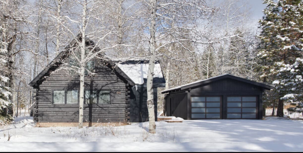 Swissentury cabin on picturesque meadow with lake access in McCall Idaho